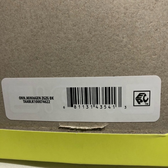 PROTECT ONN Protective Grip Case for iPad Mini 2021 6th Generation, Color Black - Picture 5 of 10